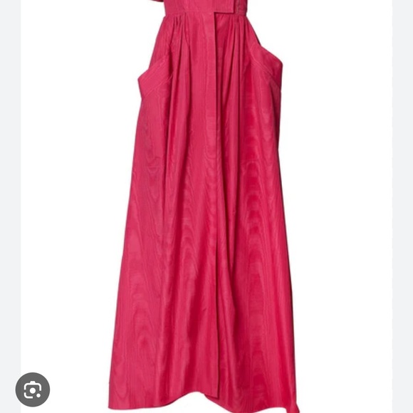 Carolina Herrera gown - Picture 2 of 10